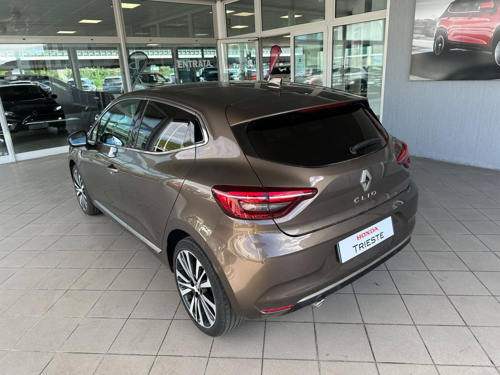 Renault Clio TCe 130 CV EDC FAP 5p. Init. Paris Initiale