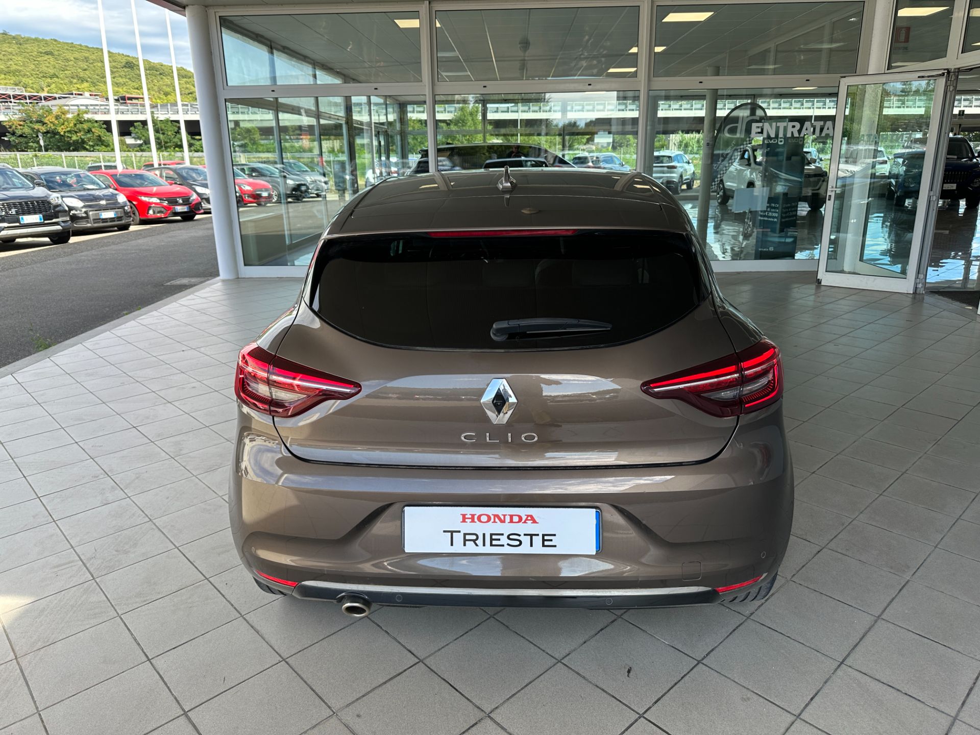 Renault Clio TCe 130 CV EDC FAP 5p. Init. Paris Initiale