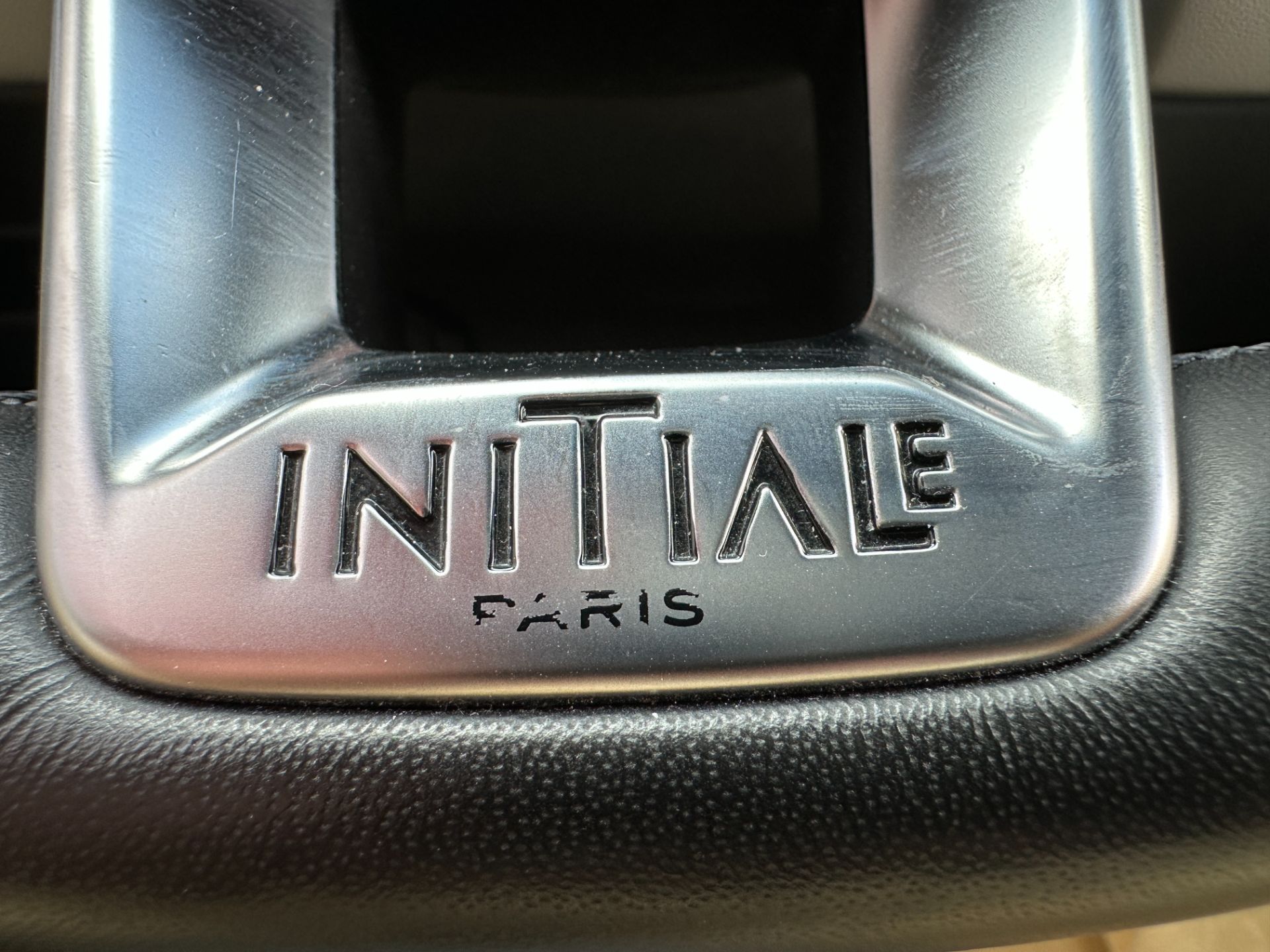 Renault Clio TCe 130 CV EDC FAP 5p. Init. Paris Initiale