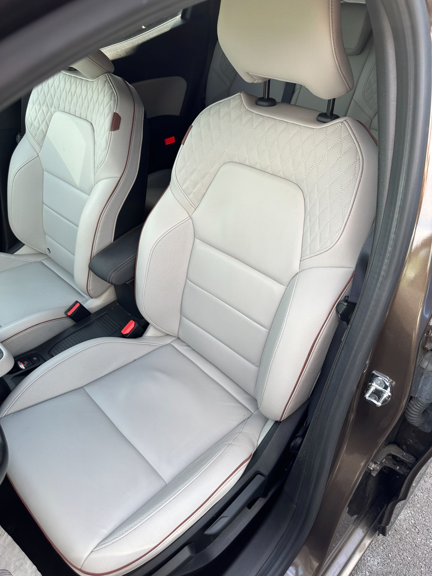 Renault Clio TCe 130 CV EDC FAP 5p. Init. Paris Initiale