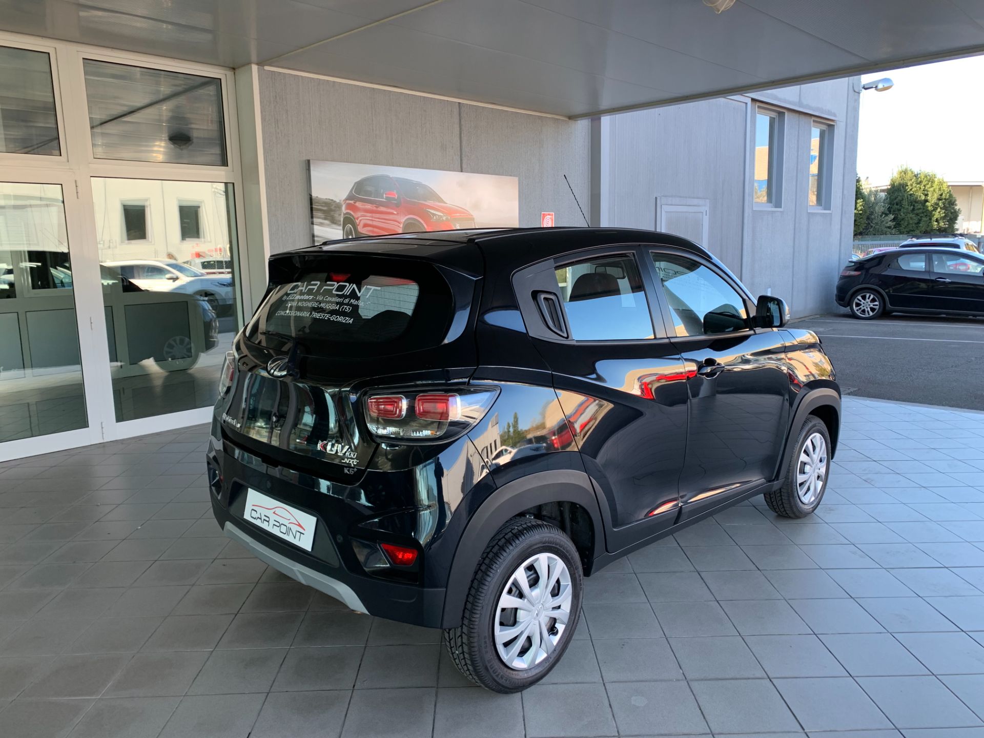 Mahindra KUV100 1.2 VVT K6+
