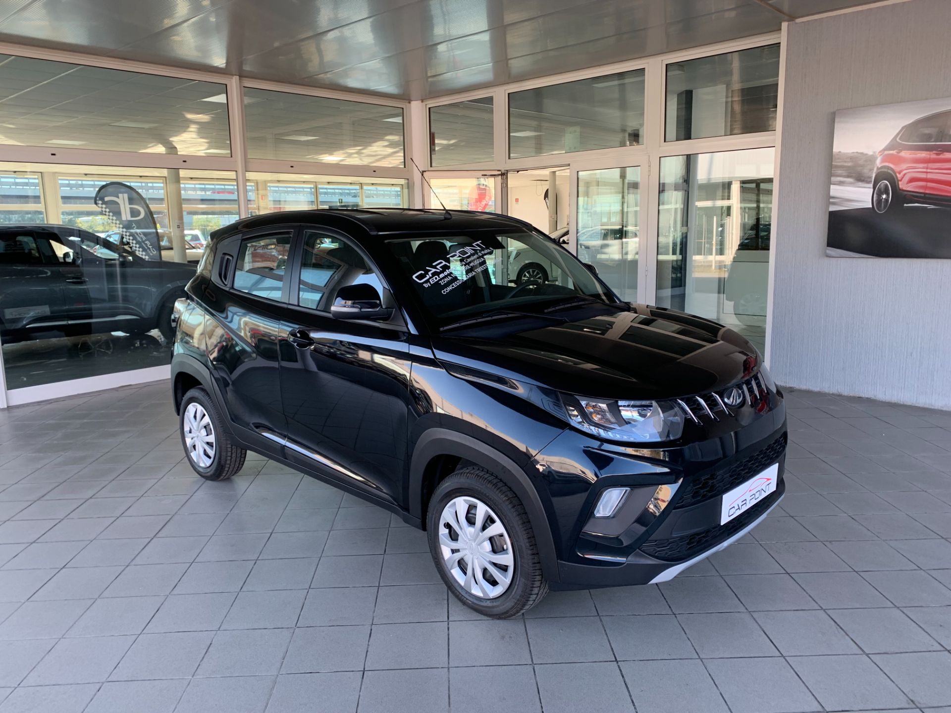 Mahindra KUV100 1.2 VVT K6+