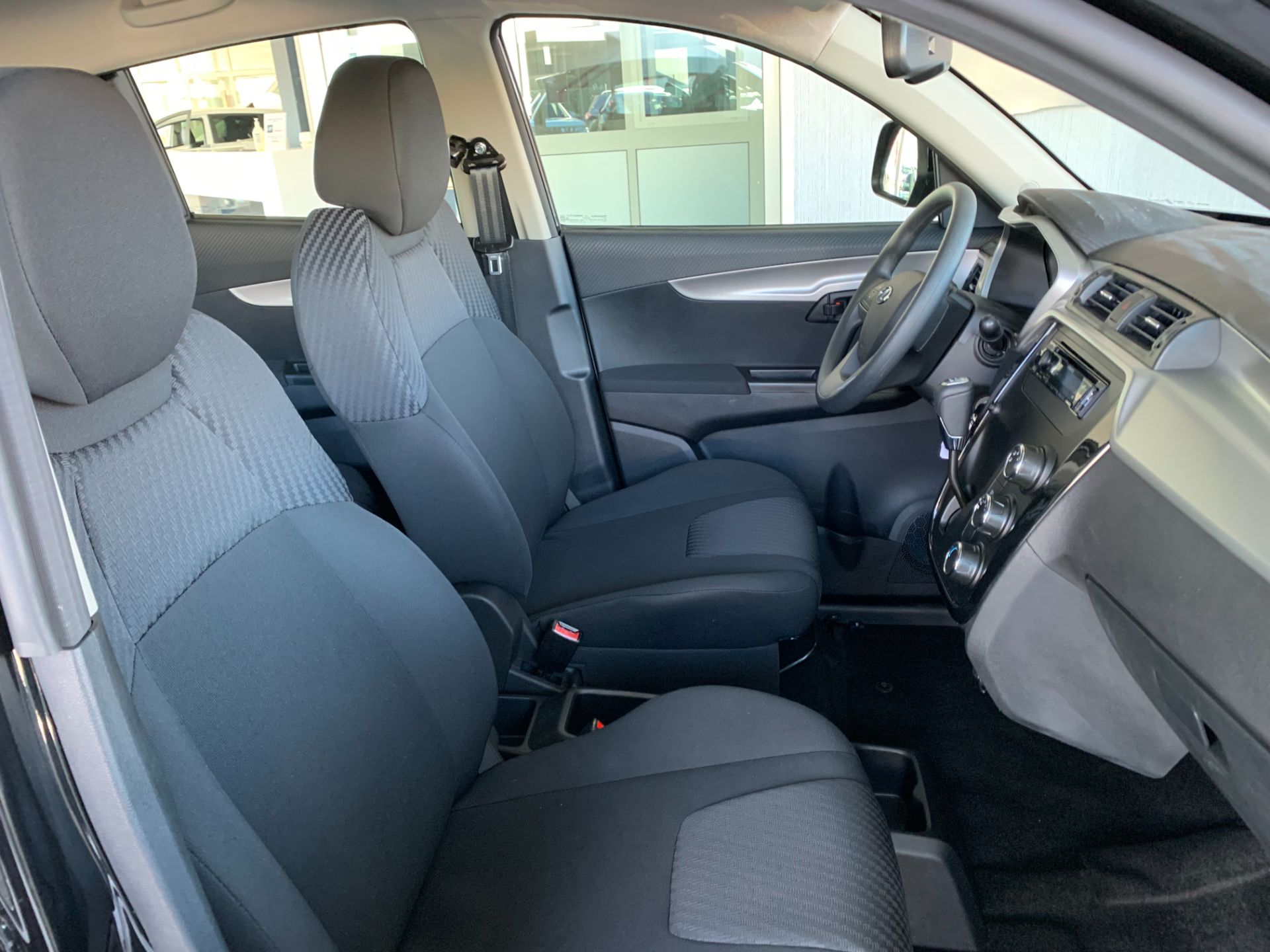 Mahindra KUV100 1.2 VVT K6+