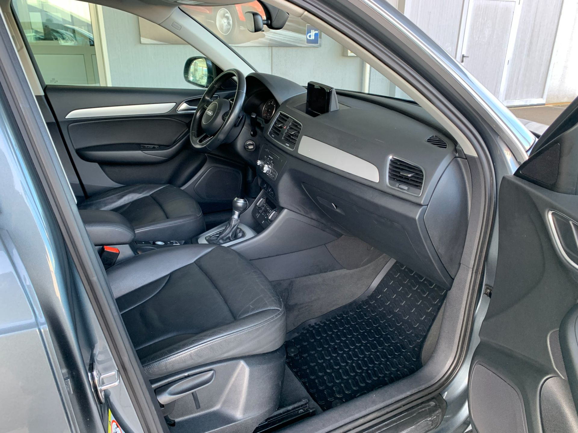Audi Q3 2.0 TDI 120CV S Tronic Business