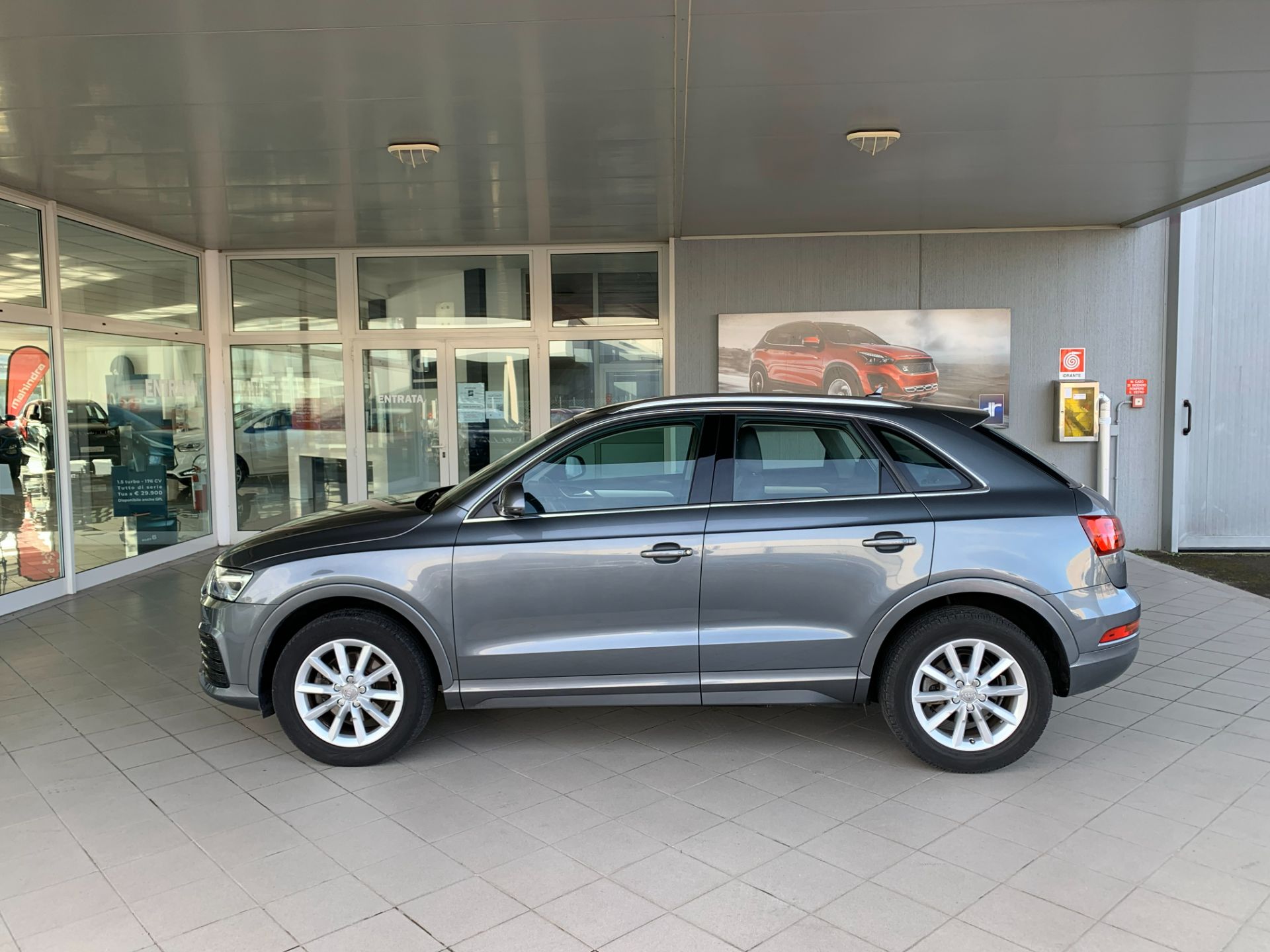 Audi Q3 2.0 TDI 120CV S Tronic Business