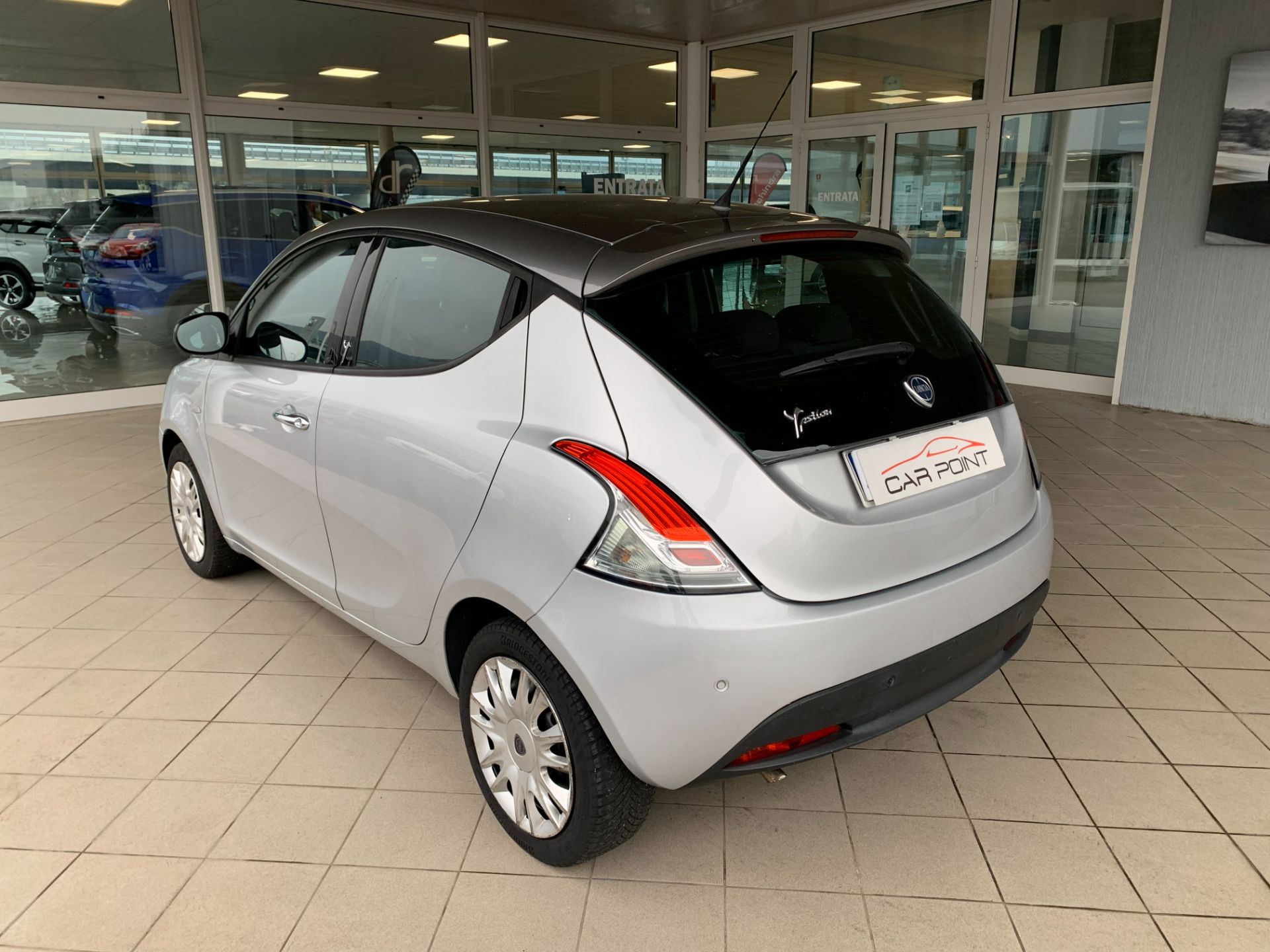 Lancia Ypsilon 0.9 T.Air 85 CV 5 Porte S&S Platinum