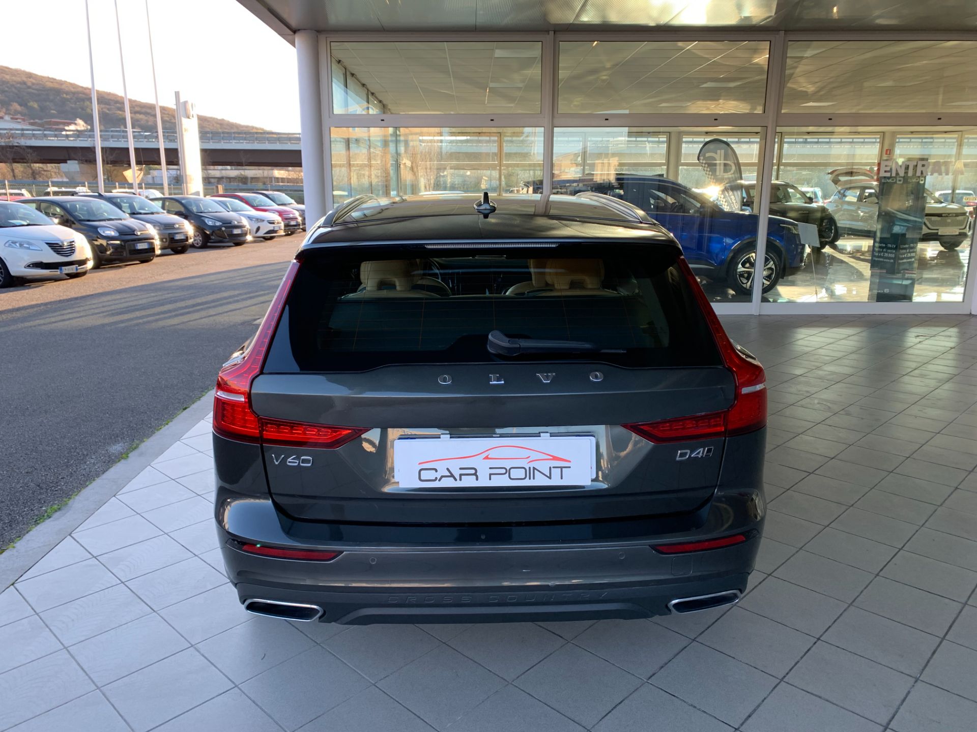 Volvo V60 Cross Country D4 AWD Geartr.Bus.Plus