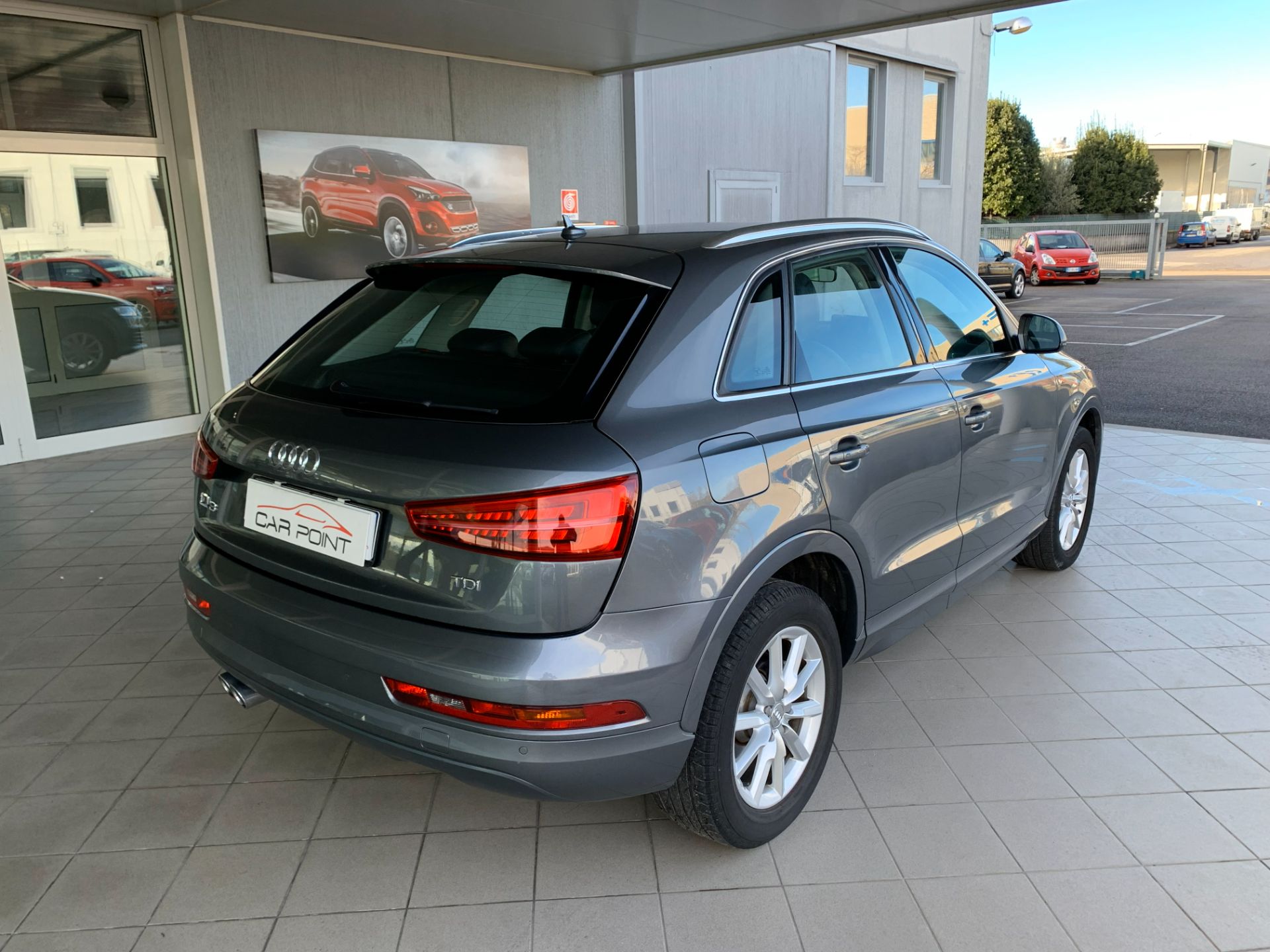 Audi Q3 2.0 TDI 120CV S Tronic Business