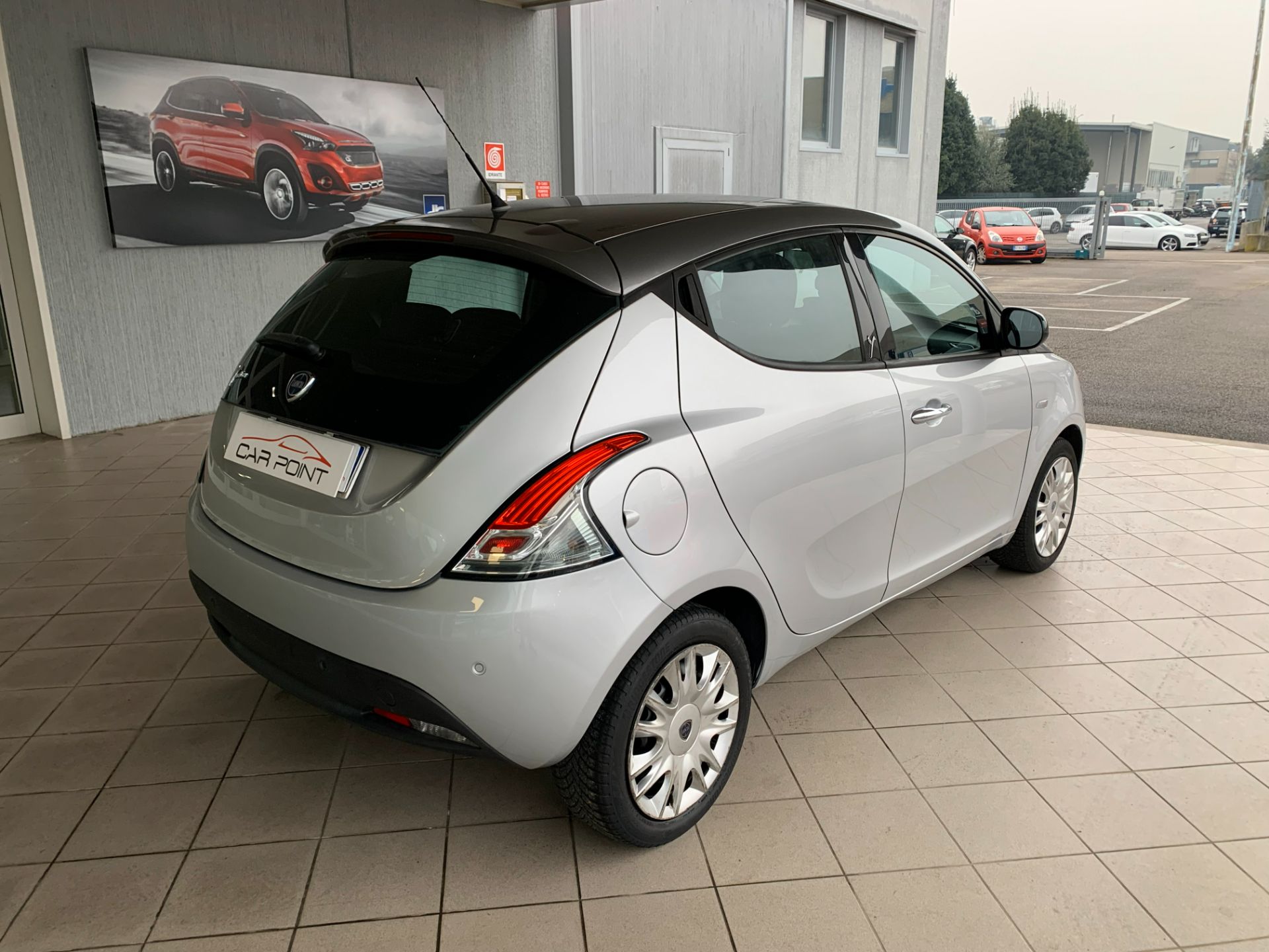 Lancia Ypsilon 0.9 T.Air 85 CV 5 Porte S&S Platinum