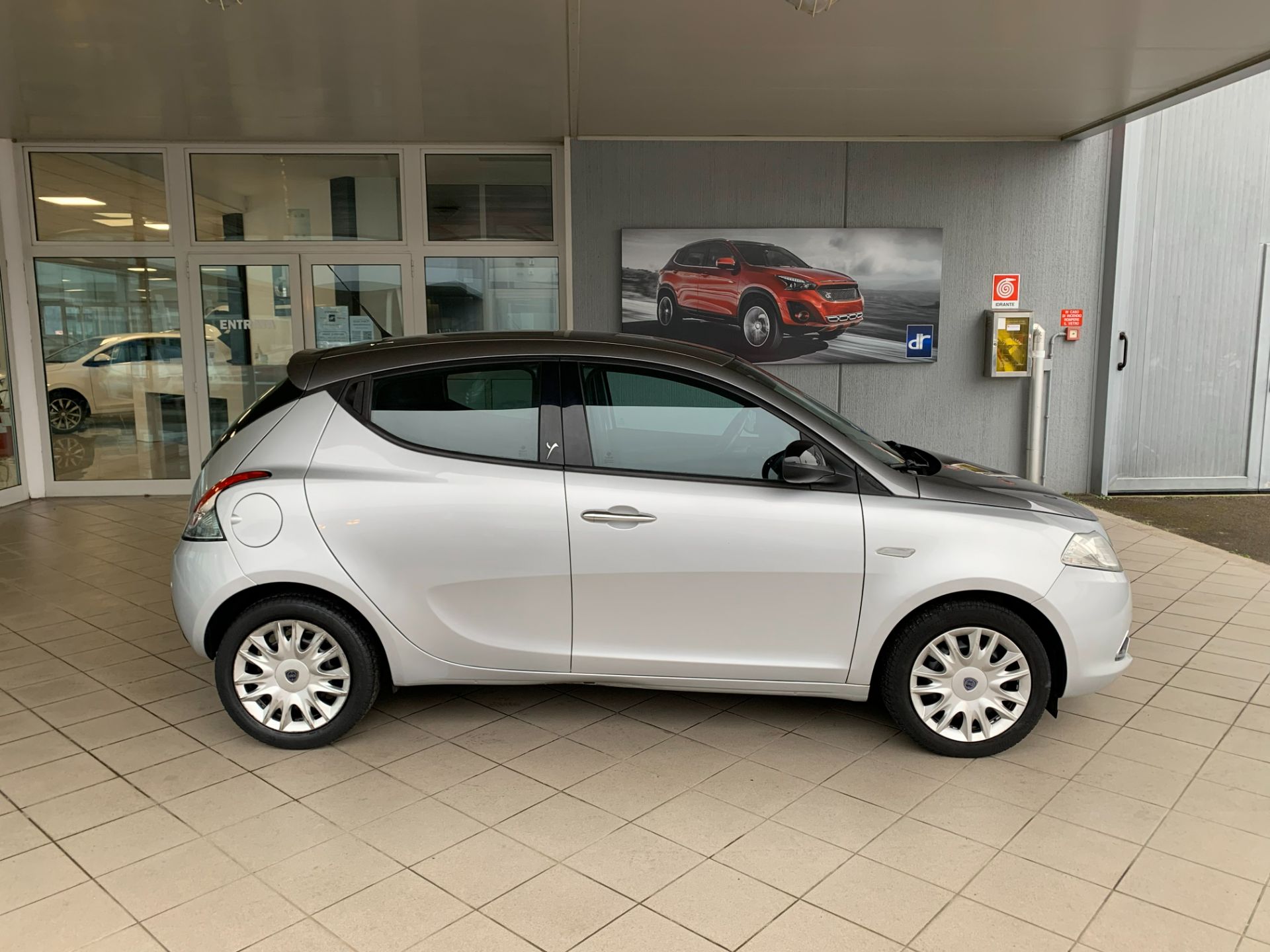 Lancia Ypsilon 0.9 T.Air 85 CV 5 Porte S&S Platinum