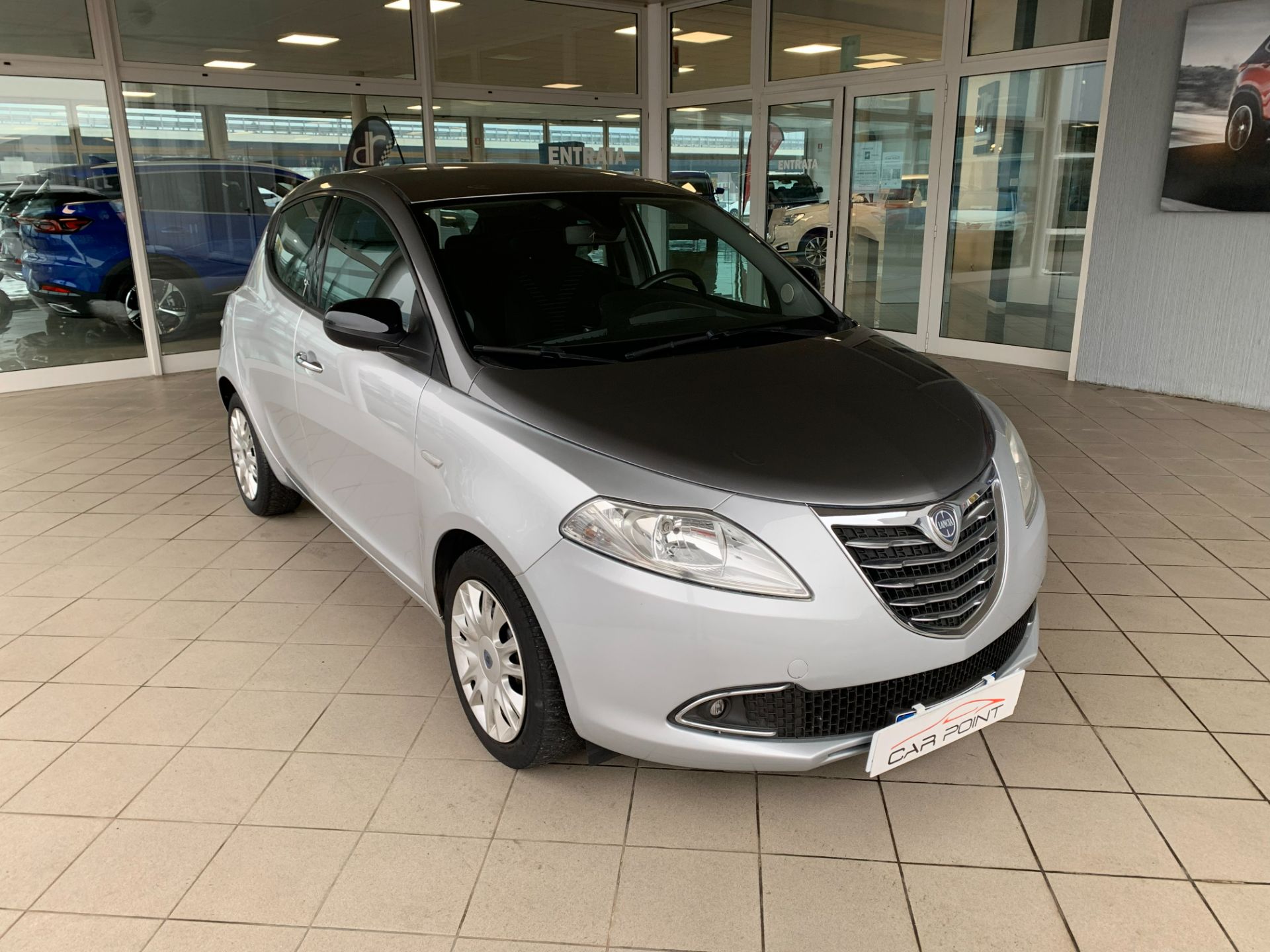 Lancia Ypsilon 0.9 T.Air 85 CV 5 Porte S&S Platinum