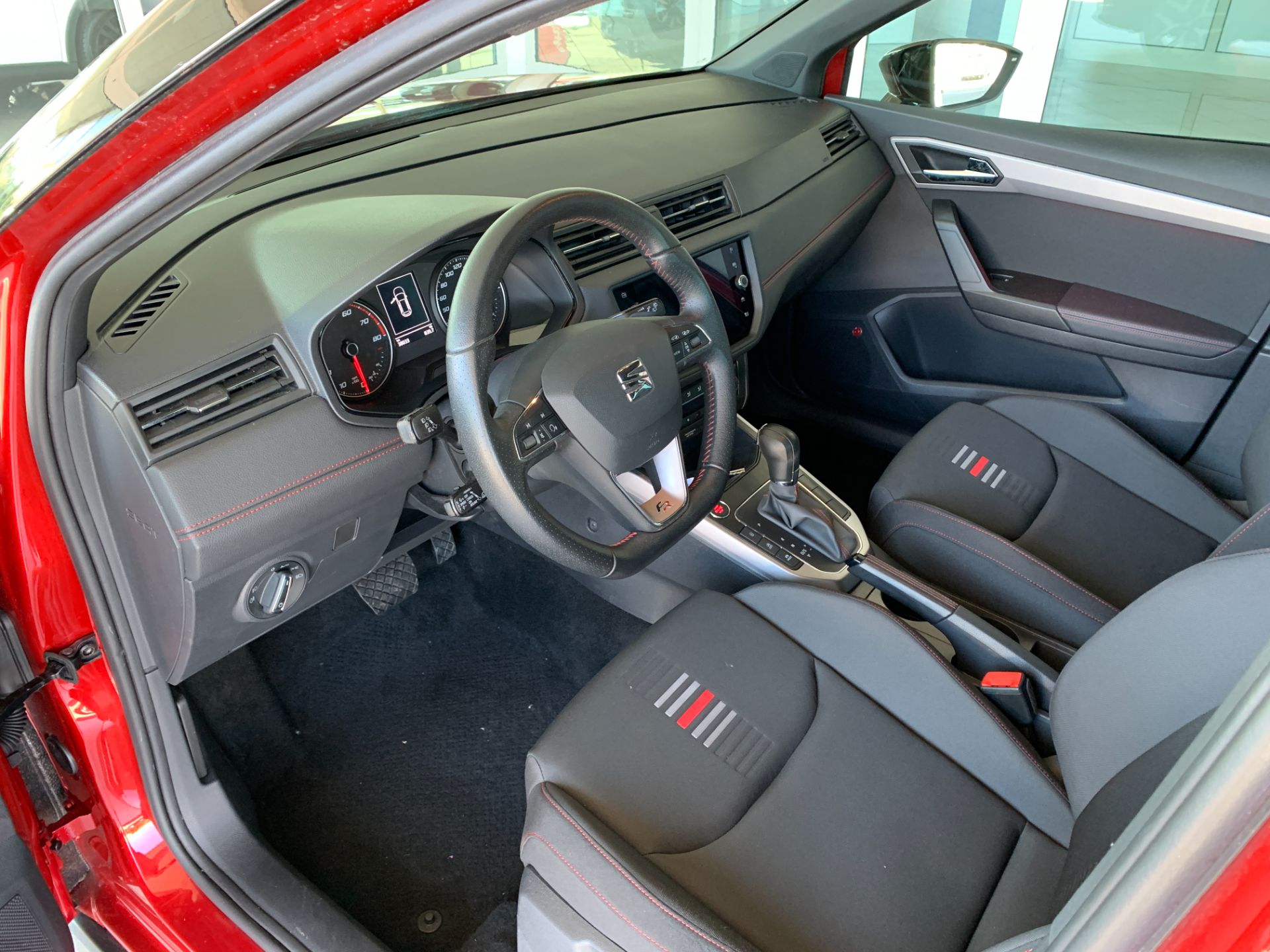 SEAT Arona 1.0 EcoTSI 110 CV DSG FR