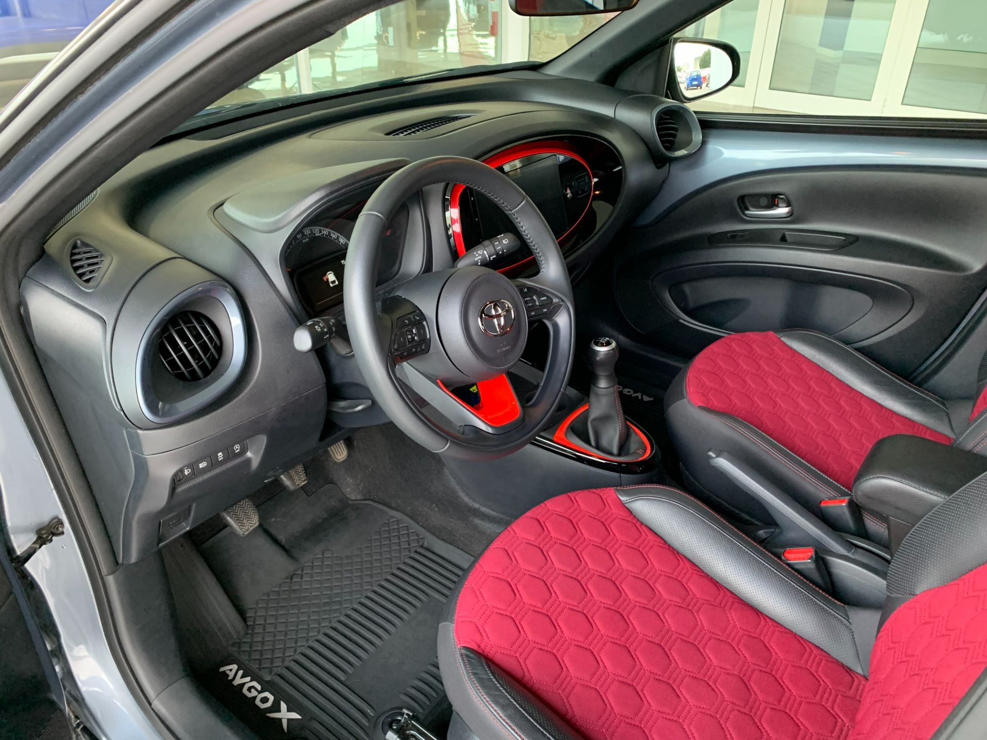 Toyota Aygo X 1.0 VVT-i 72 CV 5p. Lounge