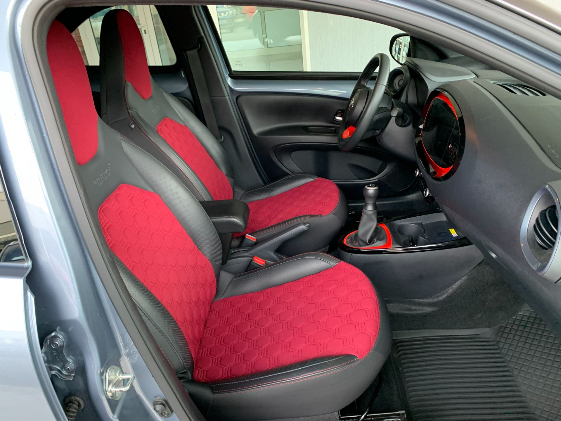 Toyota Aygo X 1.0 VVT-i 72 CV 5p. Lounge