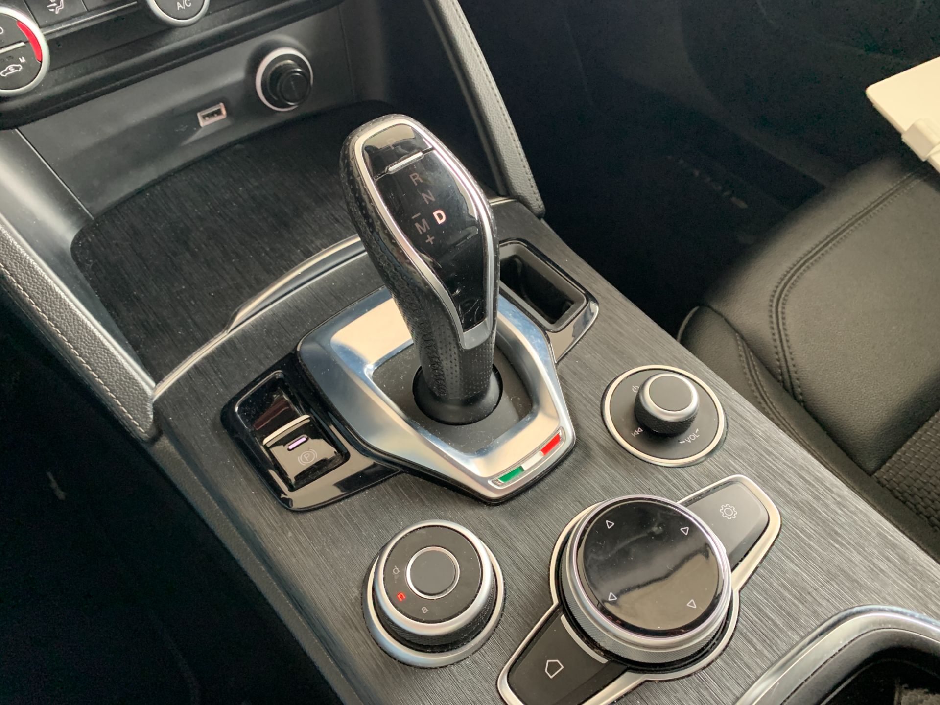 Alfa Romeo Stelvio 2.2 T.diesel 190CV AT8 RWD Exec.