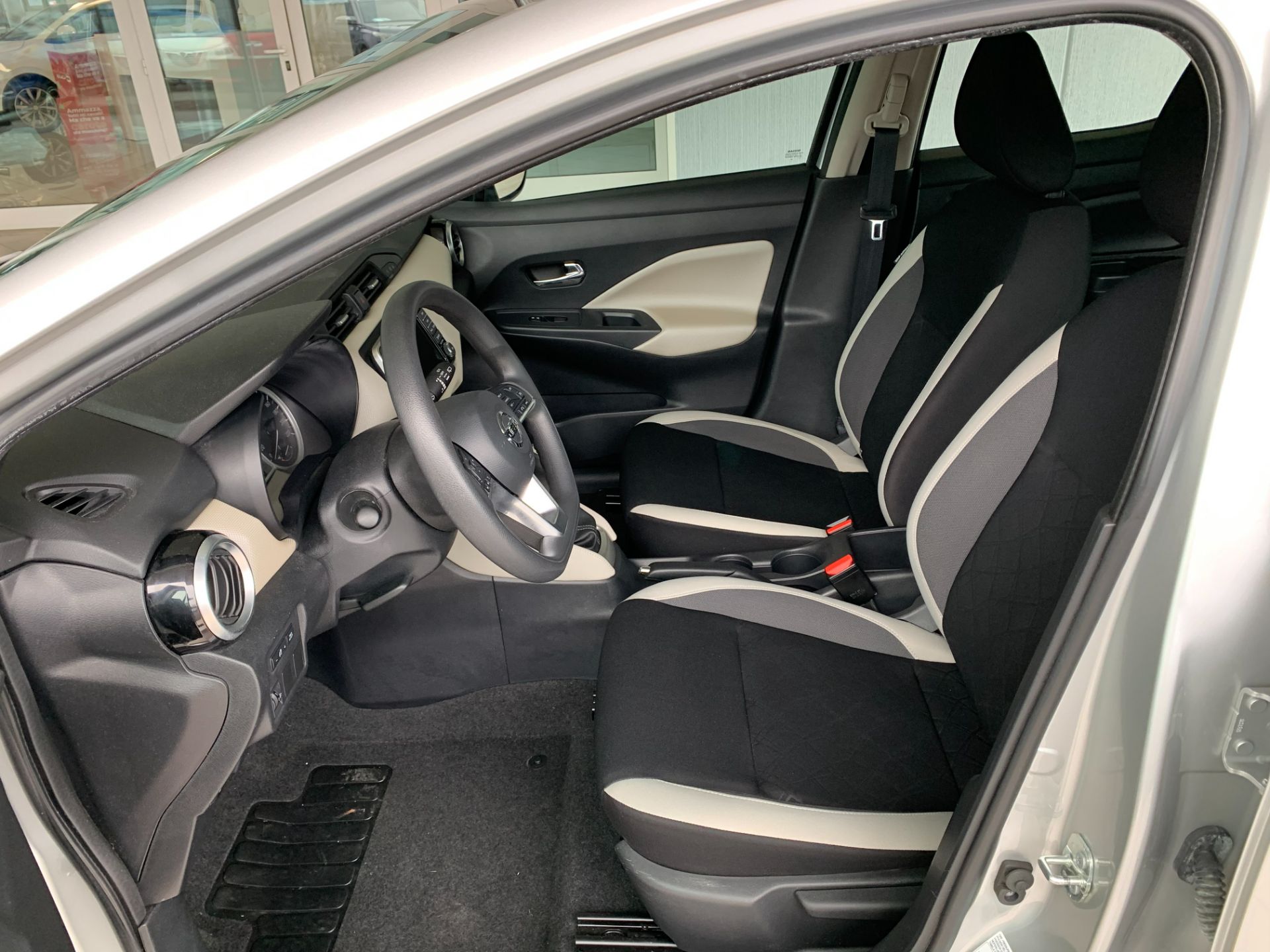Nissan Micra 1.5 DCi 8V 5p. Acenta