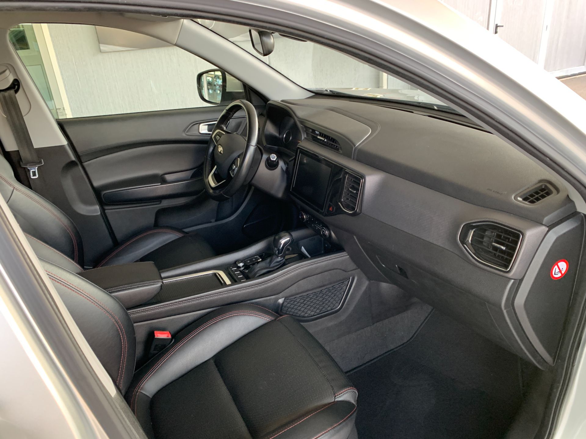 DR Automobiles  1.5 Turbo DCT
