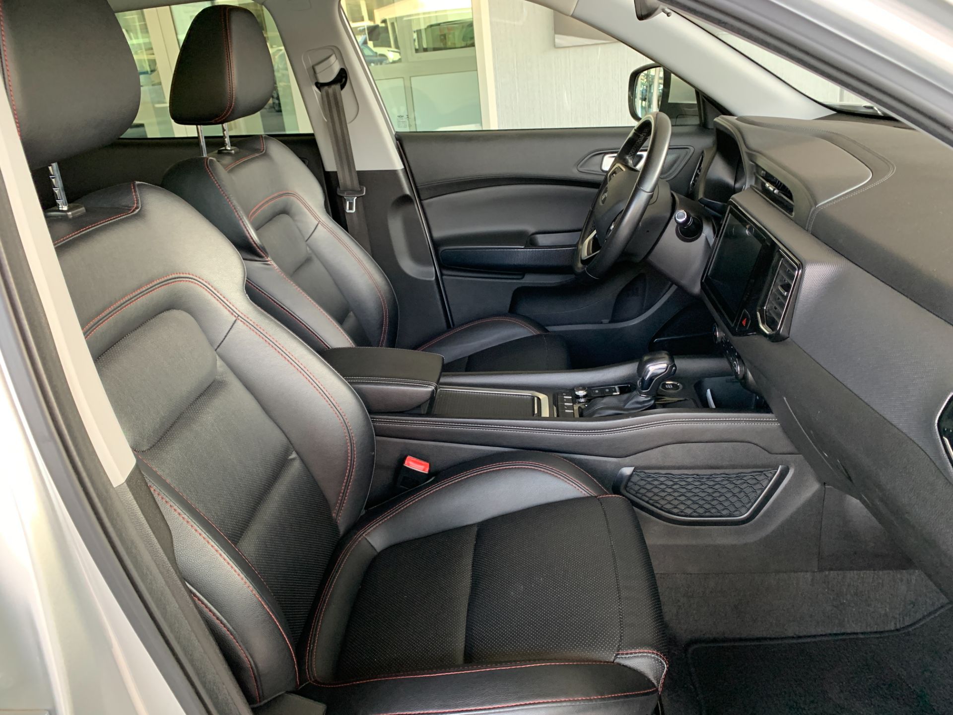 DR Automobiles  1.5 Turbo DCT