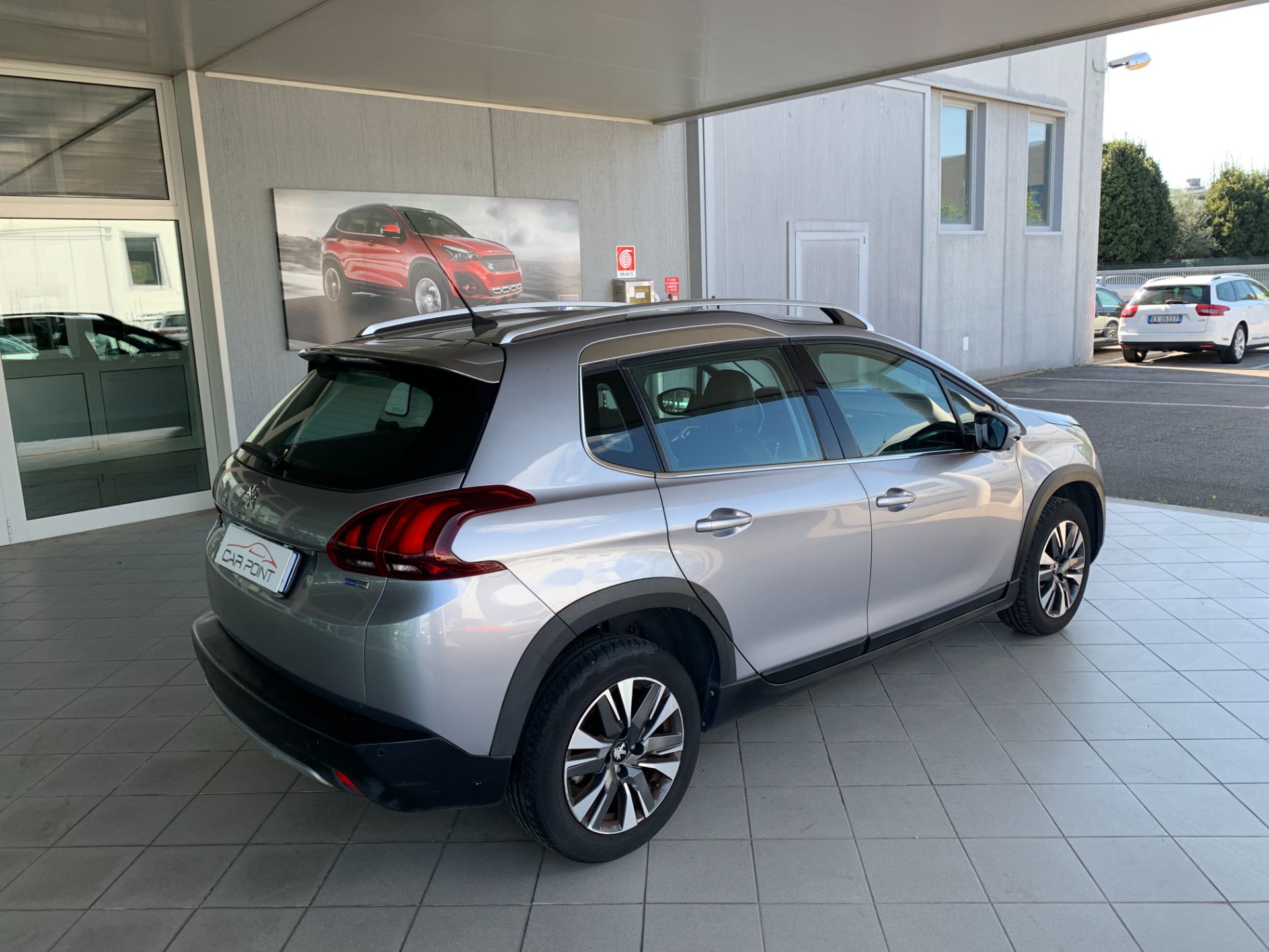 Peugeot 2008 PureTech Turbo 110 EAT6 S&S Allure