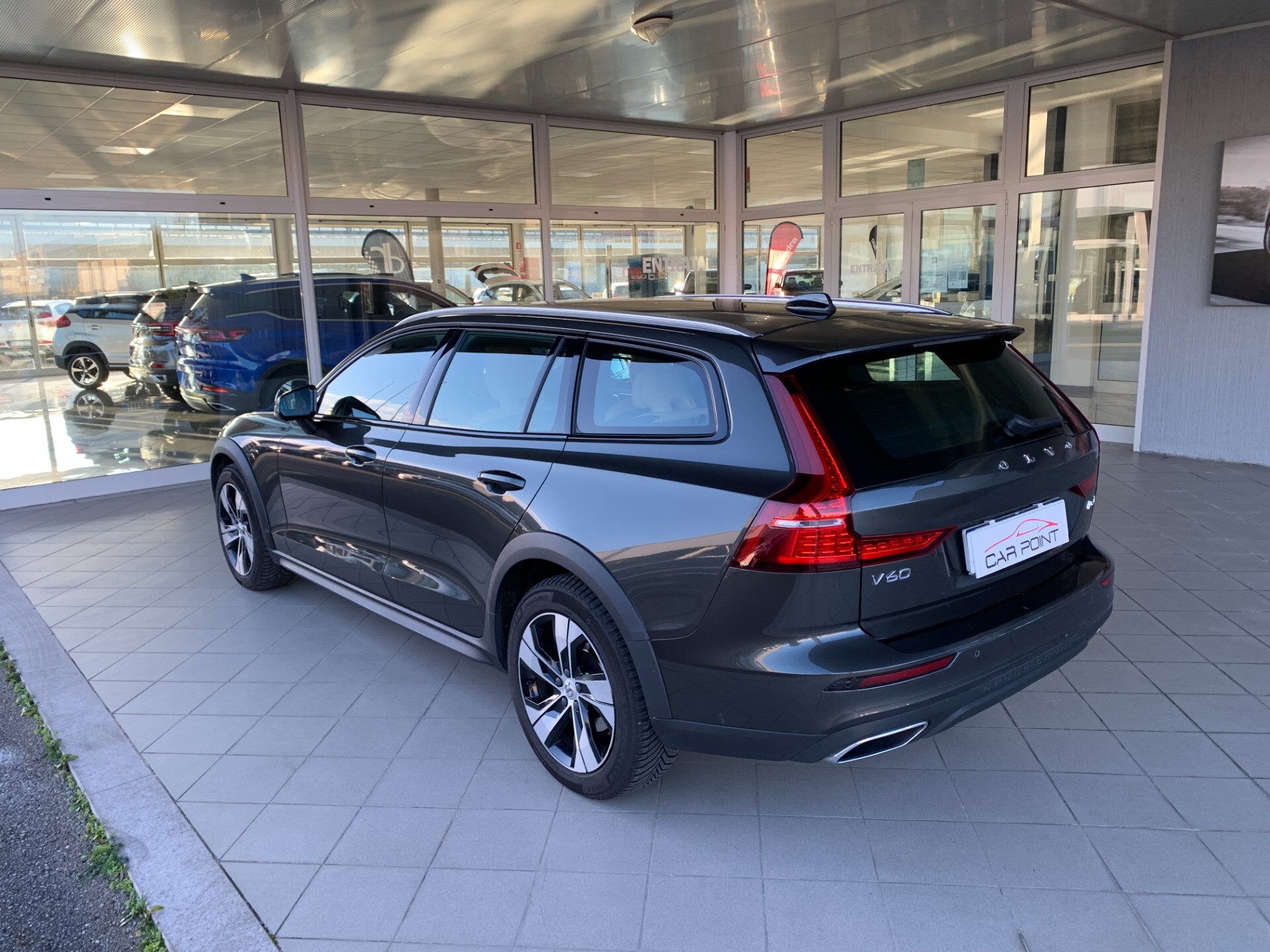 Volvo V60 Cross Country D4 AWD Geartronic Business Plus