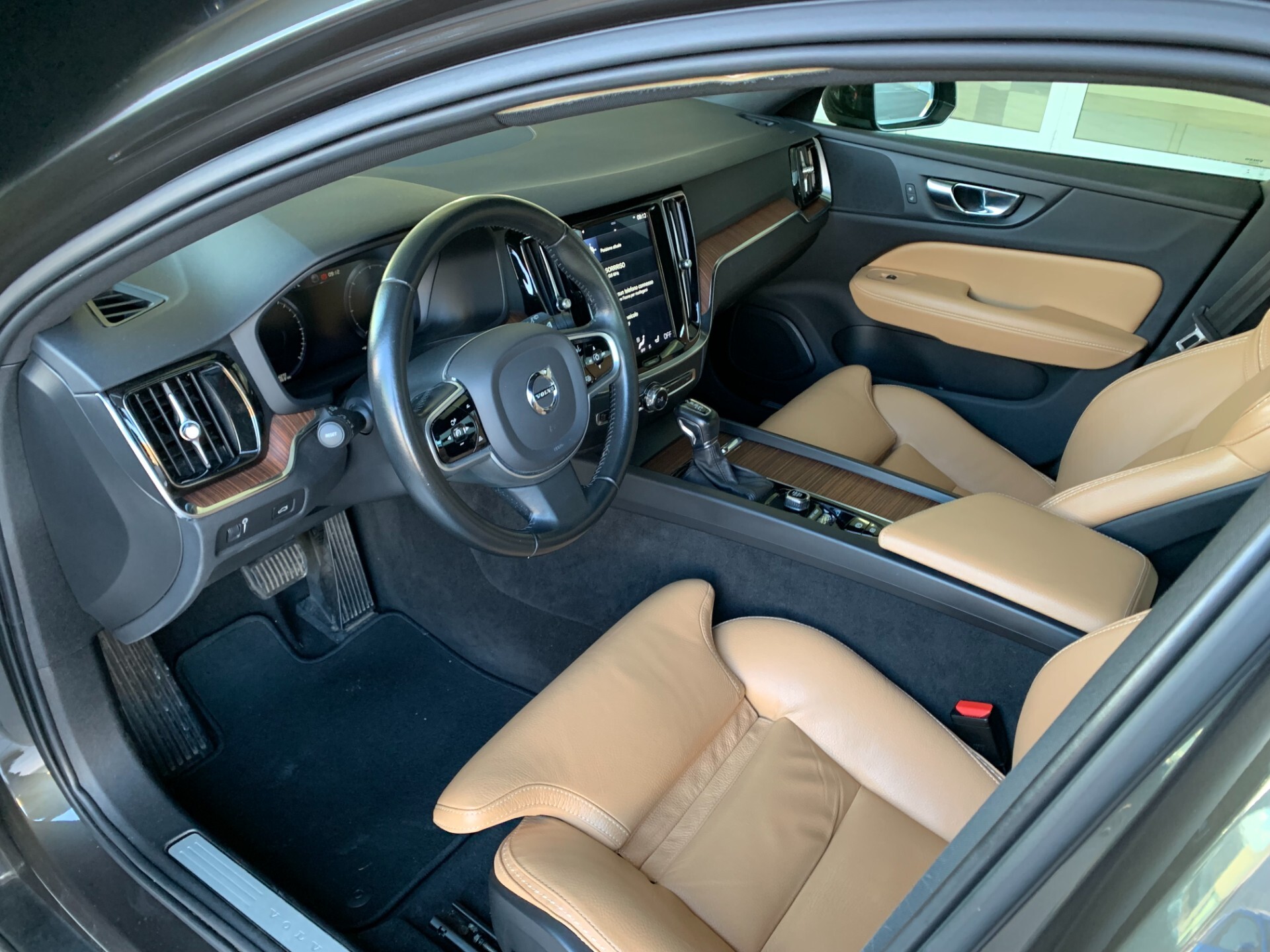 Volvo V60 Cross Country D4 AWD Geartronic Business Plus