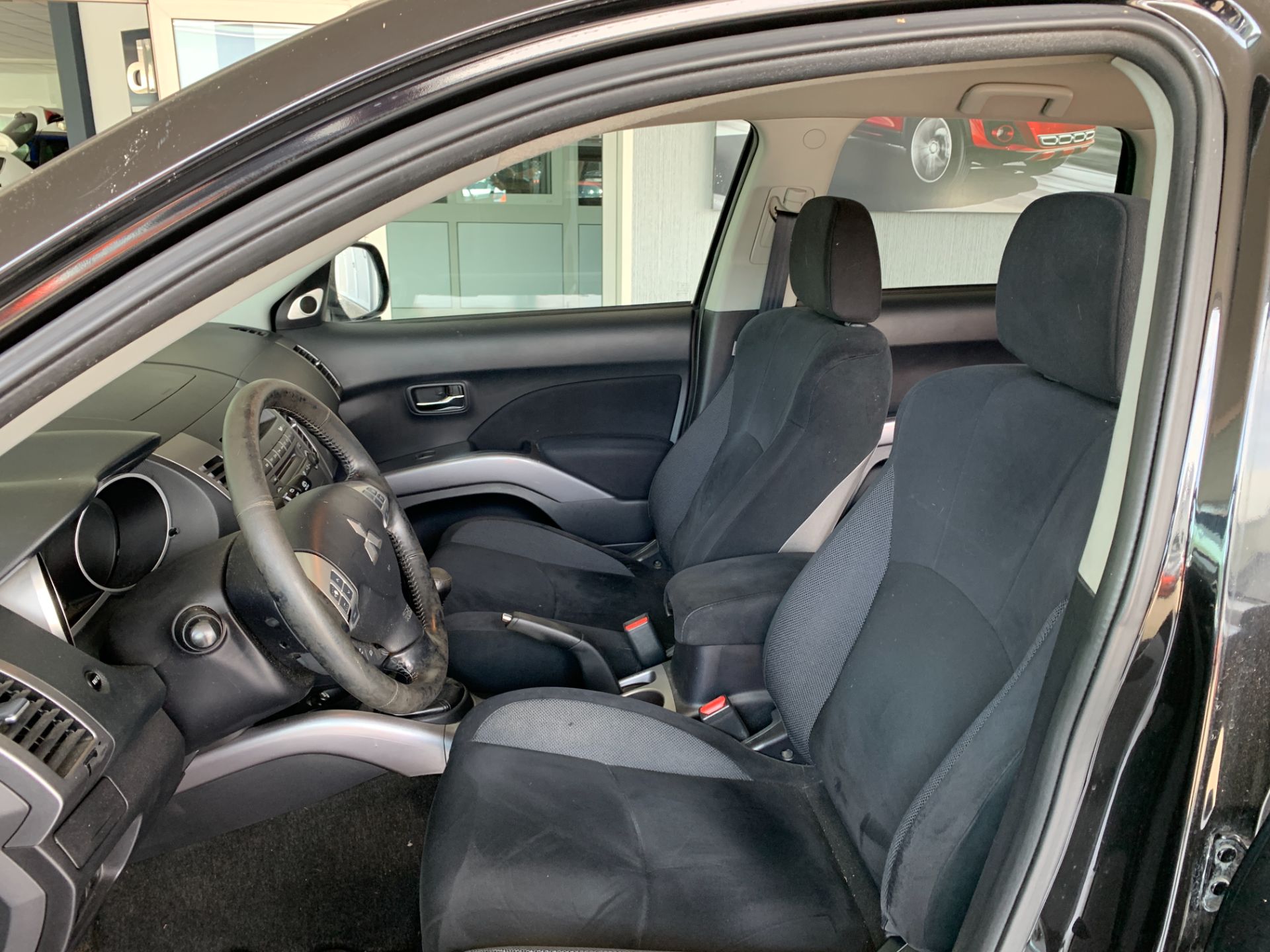 Mitsubishi Outlander 2.0 DI-D Instyle 7 P.ti DPF