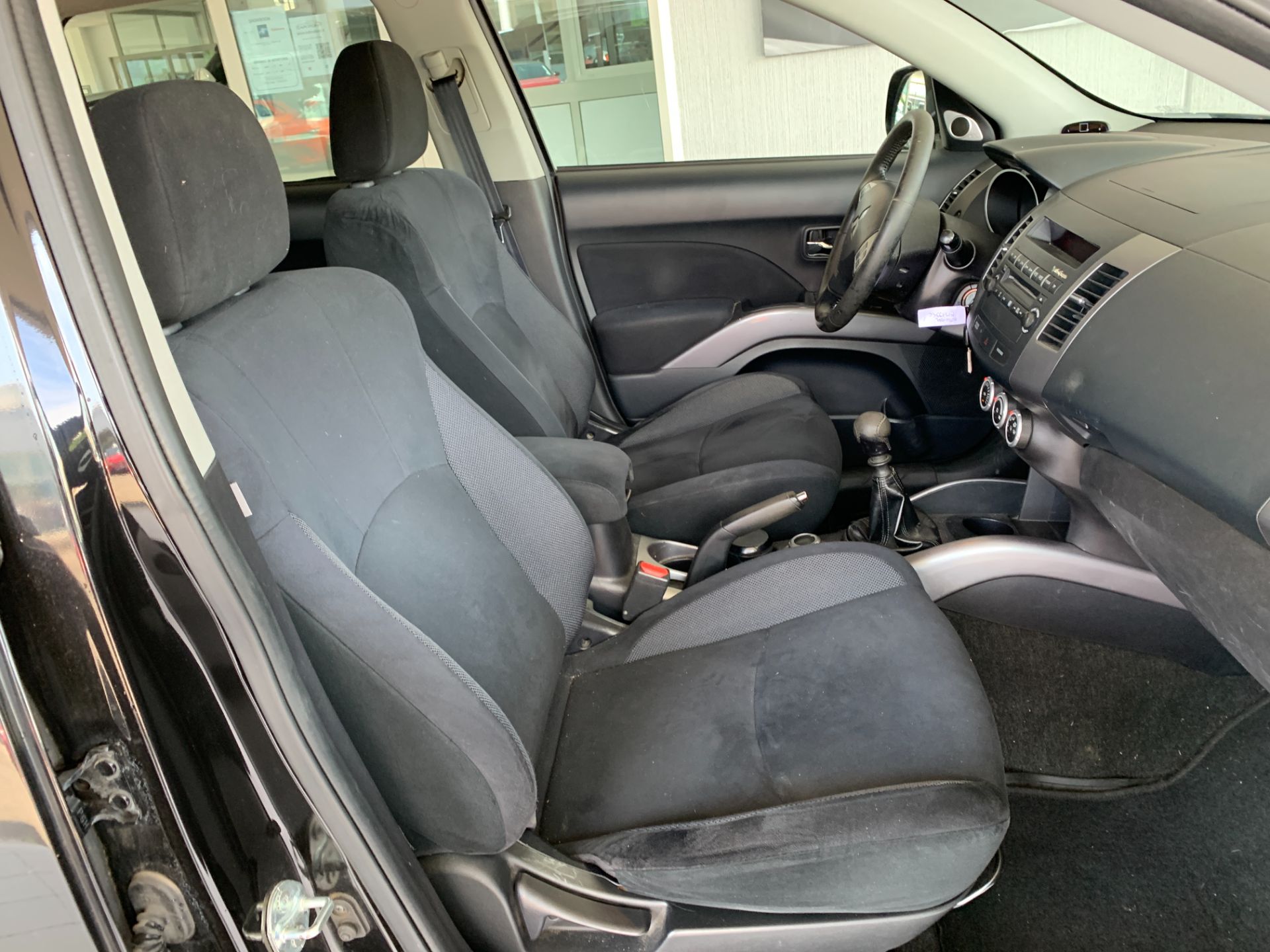 Mitsubishi Outlander 2.0 DI-D Instyle 7 P.ti DPF