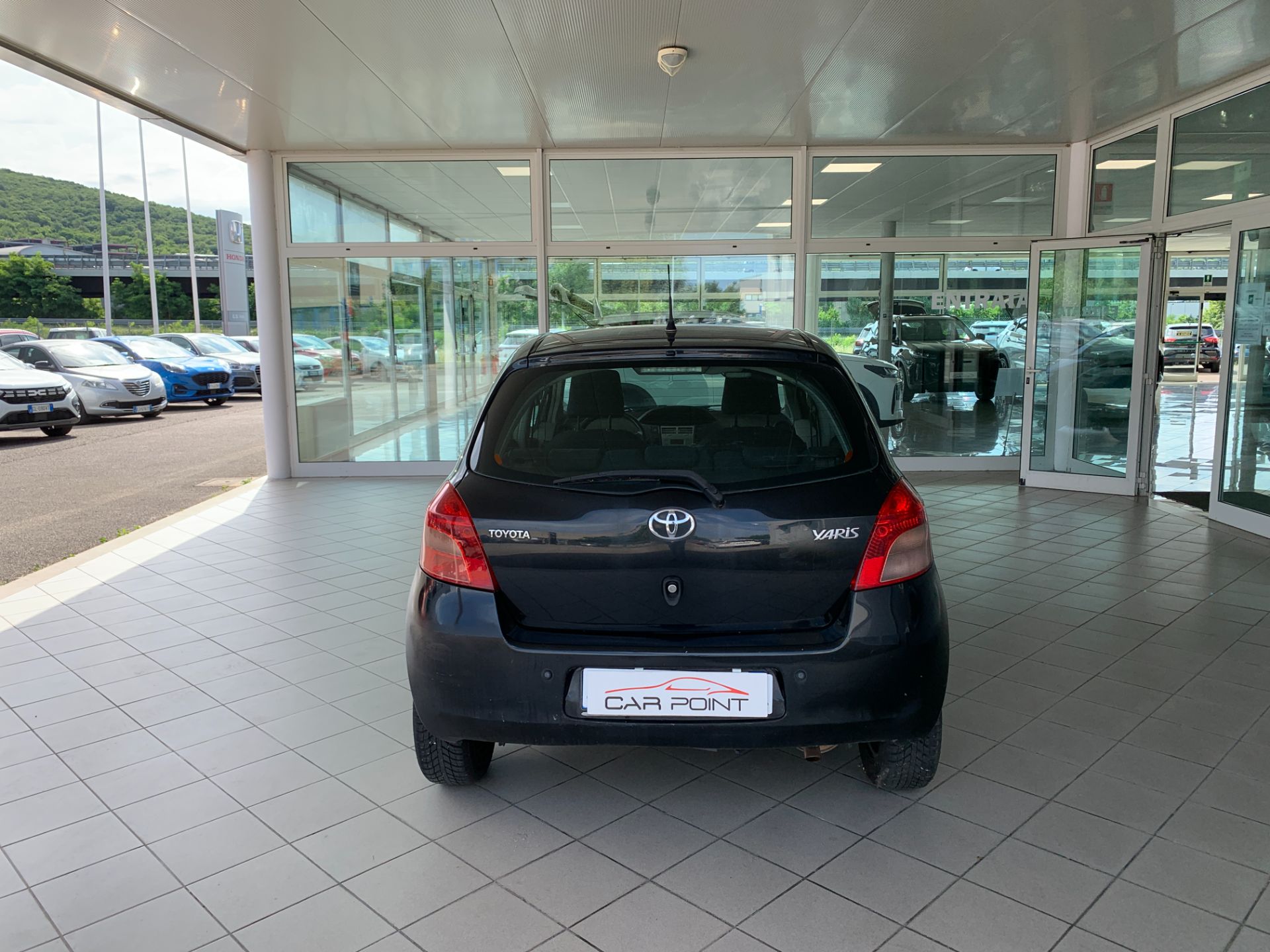 Toyota Yaris 1.3 5p. Sol