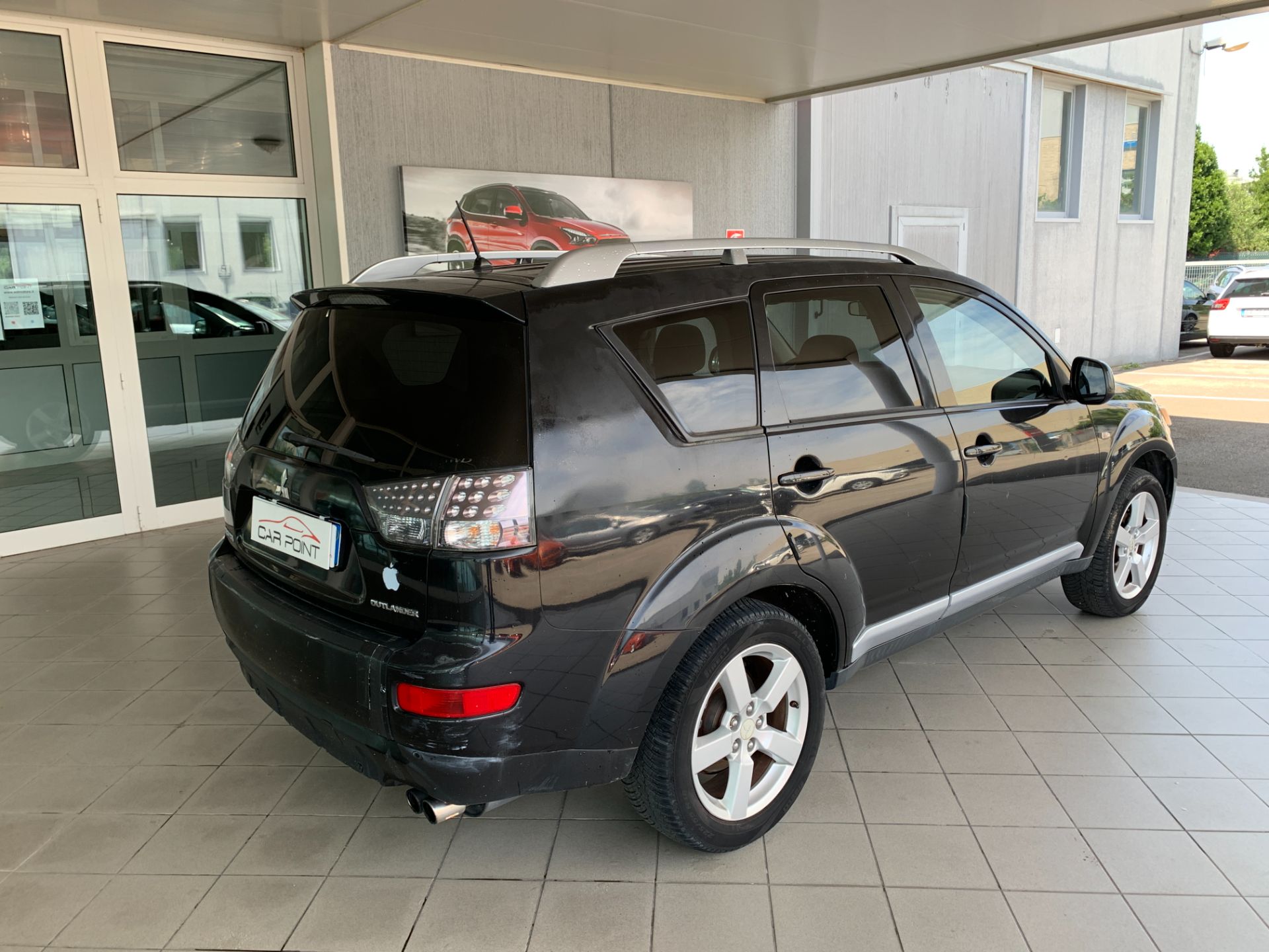 Mitsubishi Outlander 2.0 DI-D Instyle 7 P.ti DPF
