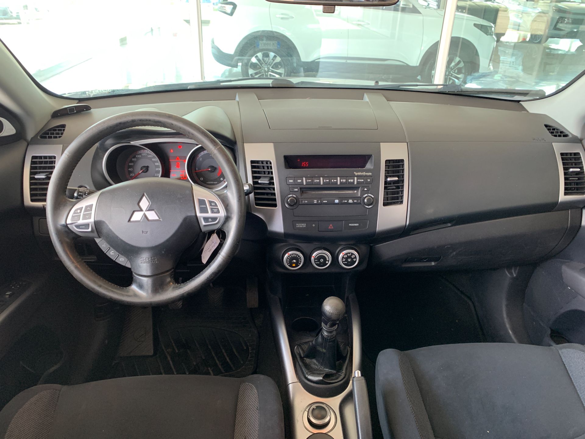 Mitsubishi Outlander 2.0 DI-D Instyle 7 P.ti DPF