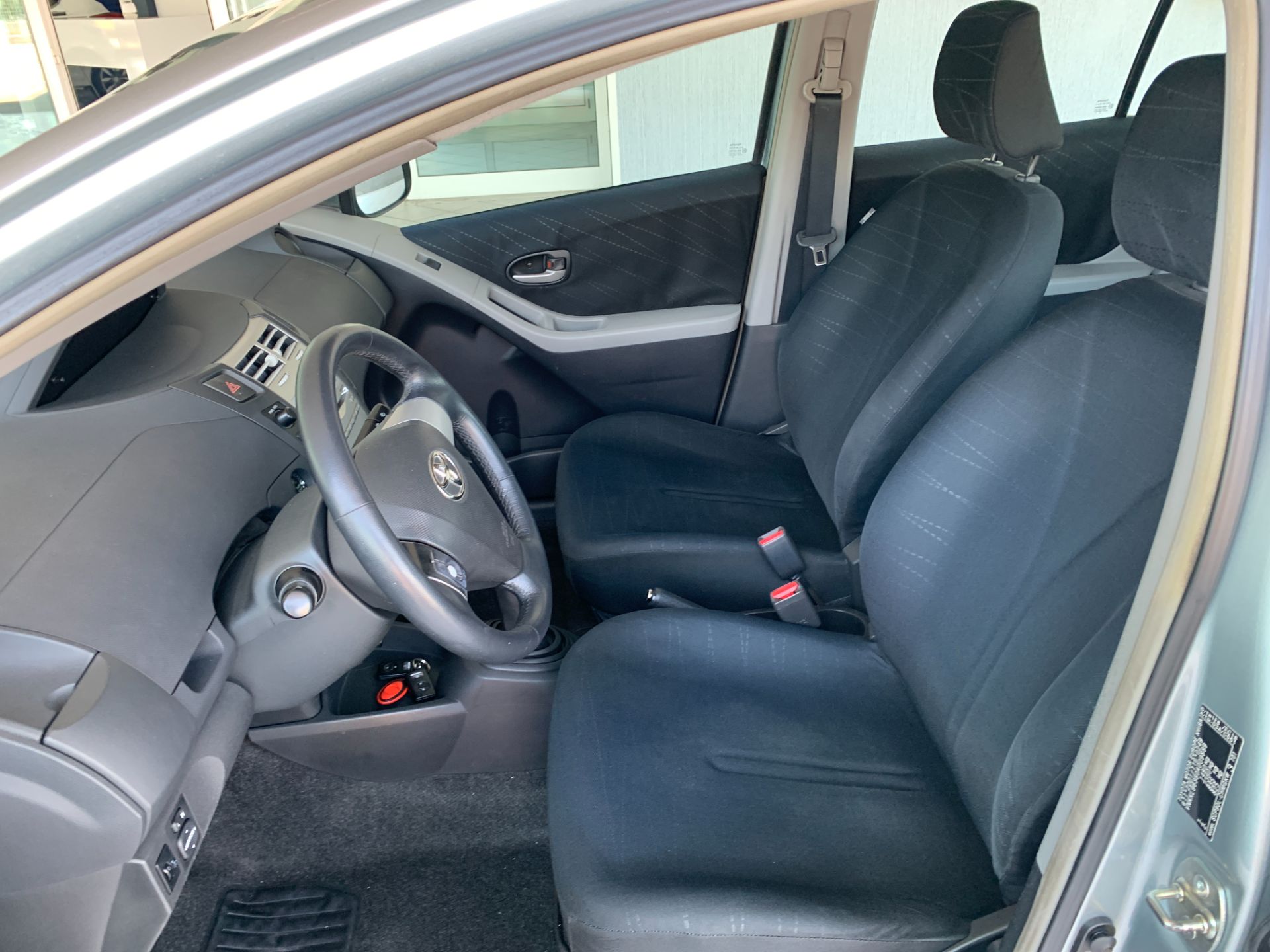 Toyota Yaris  1.3 5 porte Sol