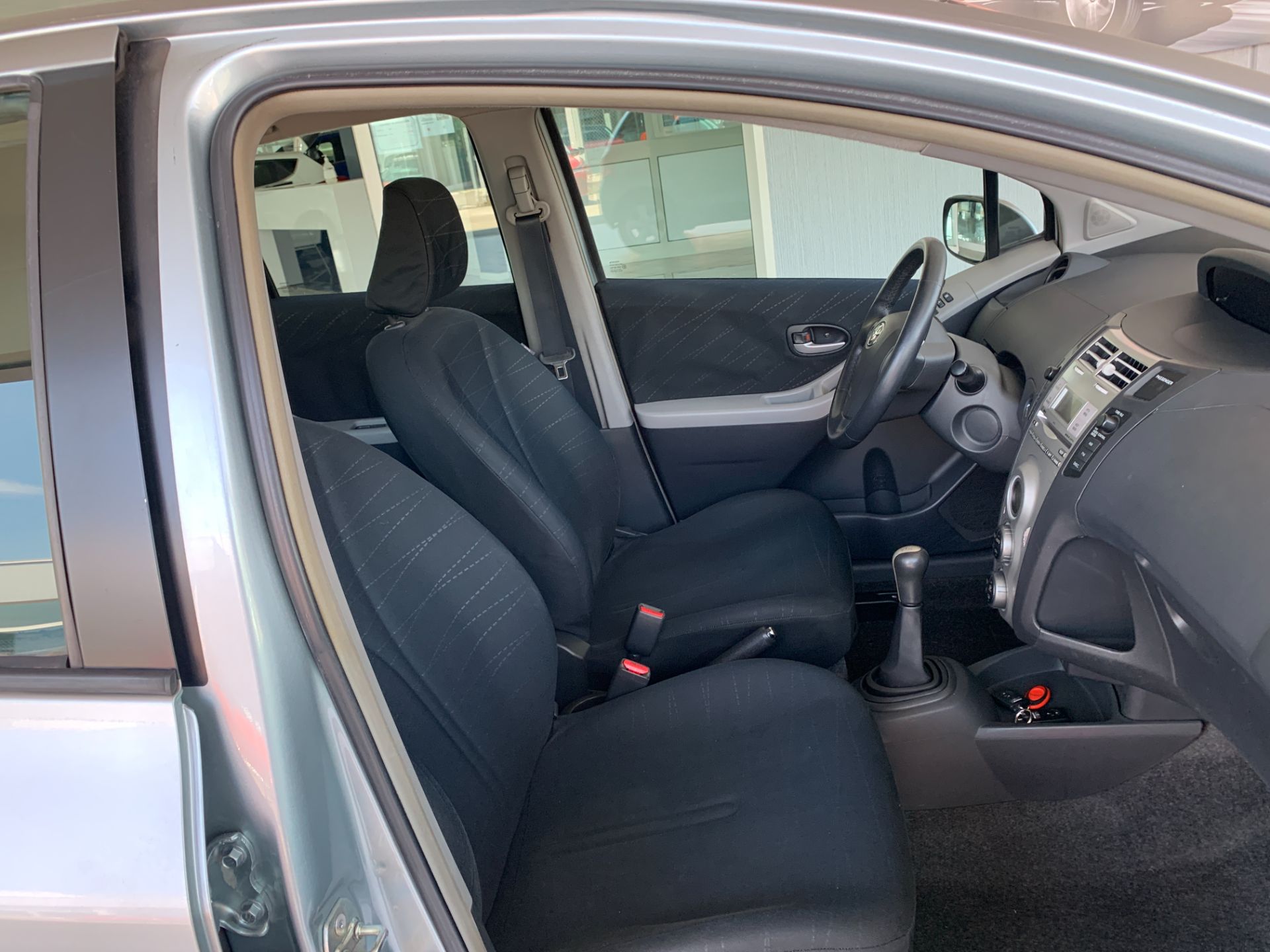 Toyota Yaris  1.3 5 porte Sol