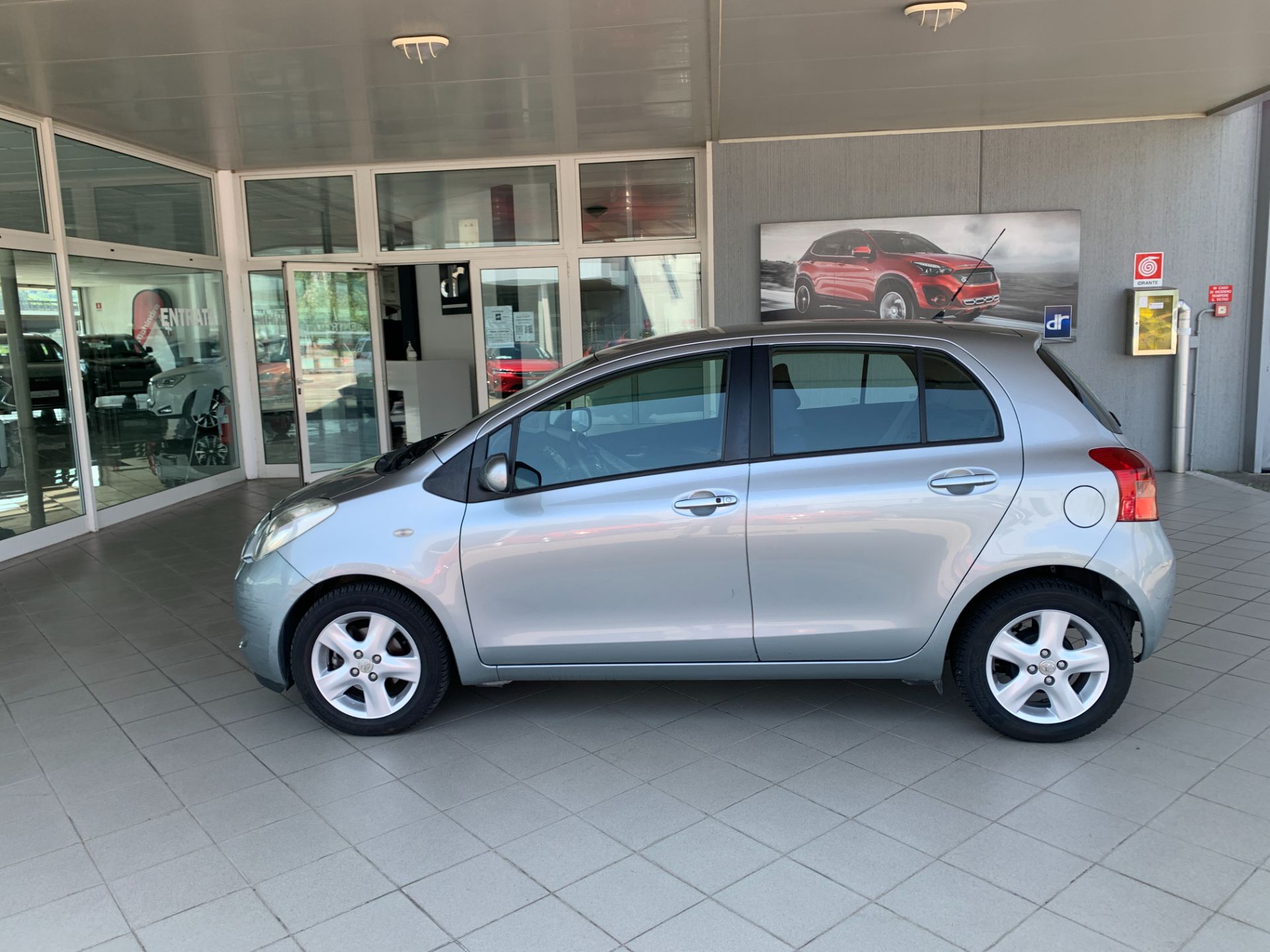 Toyota Yaris  1.3 5 porte Sol