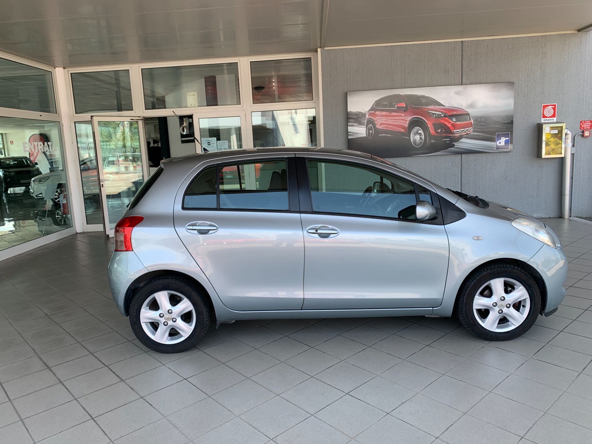 Toyota Yaris  1.3 5 porte Sol